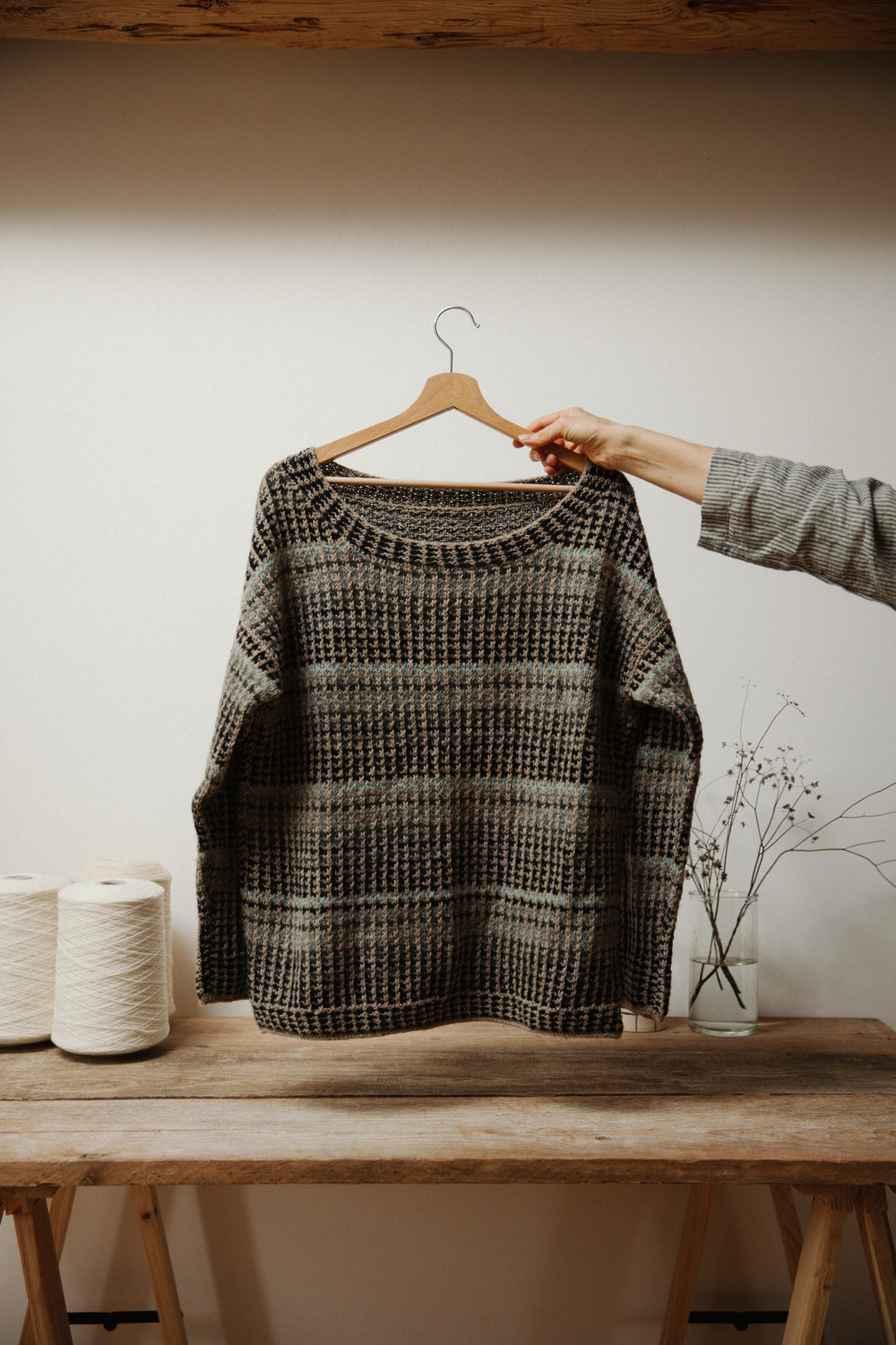 株式会社CRESCE Fynオリジナルデザインのセーターのキット 生地/糸